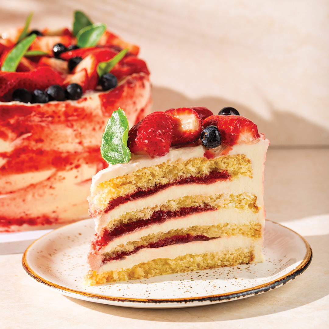 Summer Berries Vanilla Cake