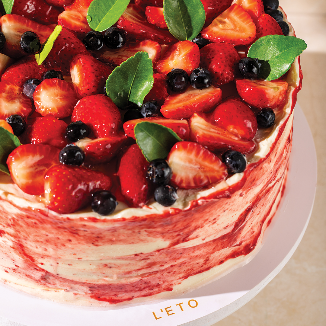 Summer Berries Vanilla Cake